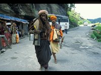 2003-L-M-Rotangla-10-Saddu  Saddus | Die Bettelmönche bewältigen den Weg zum Kailash zu Fuß