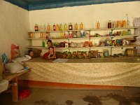 P1030143  Einkaufsladen im kleinen Ort