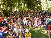 P1030239  ... und vielen lokalen Zuhörerinnen